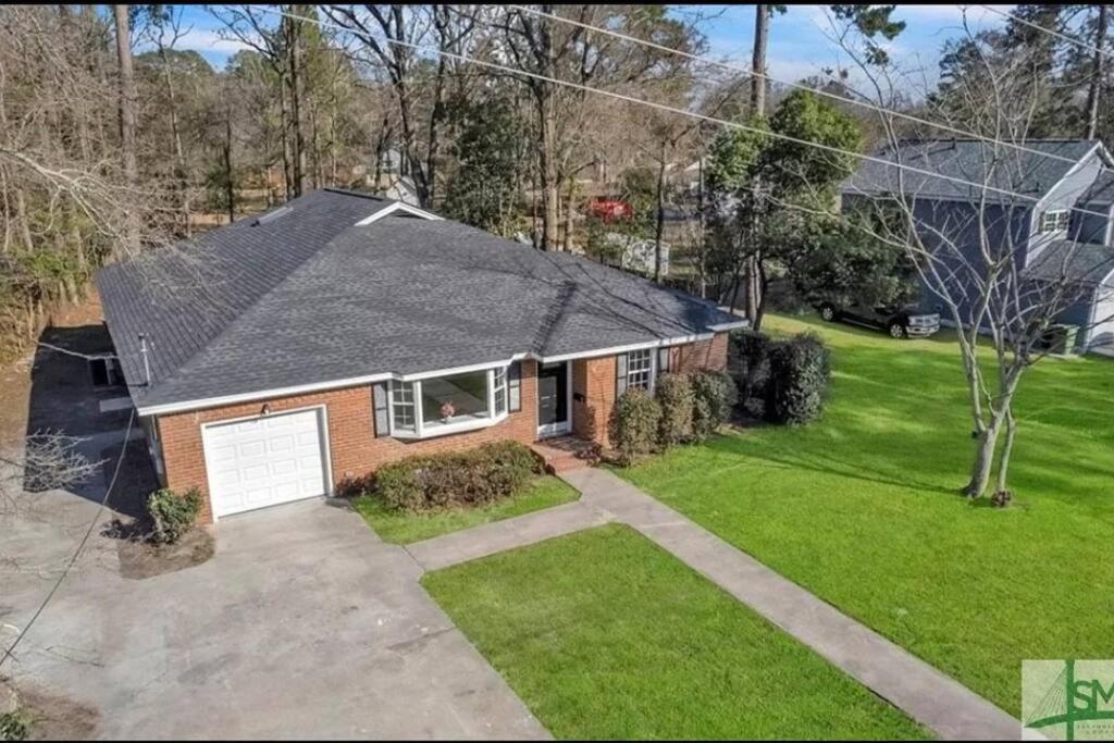 The Pooler Playhouse Game And 6 Bedrooms * Savannah