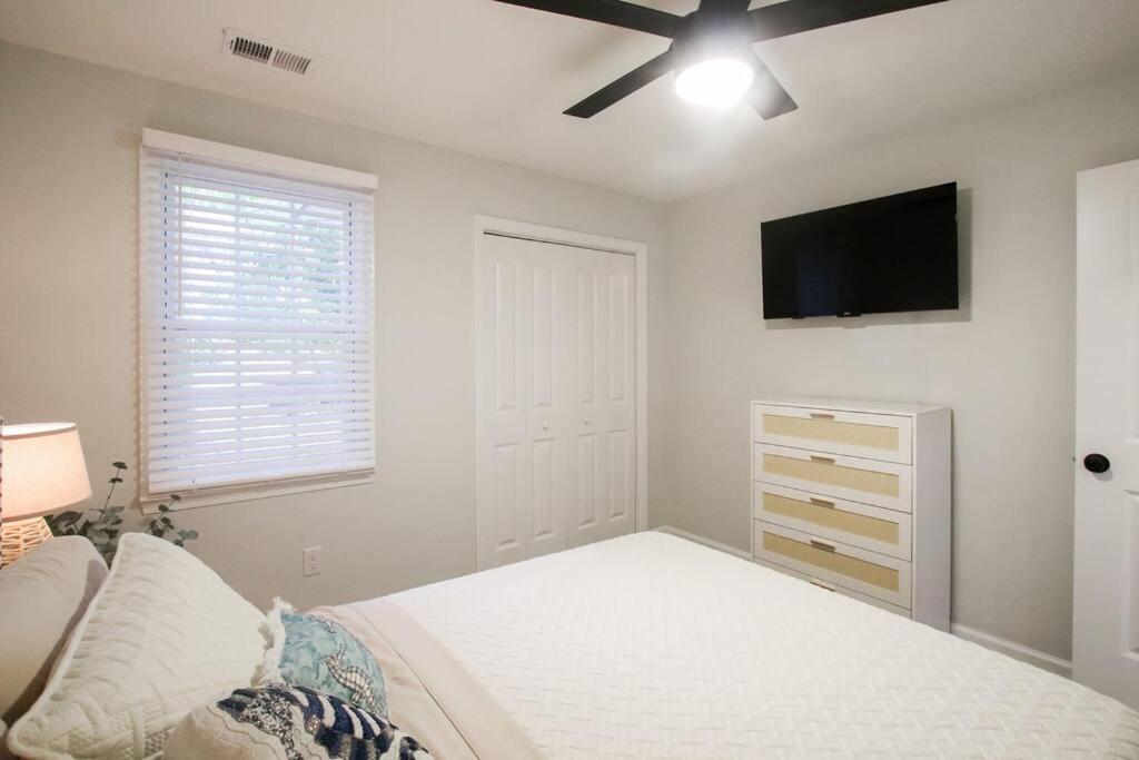 The Pooler Playhouse Game And 6 Bedrooms Apartmán Savannah