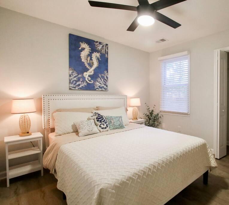 The Pooler Playhouse Game And 6 Bedrooms Apartmán Savannah